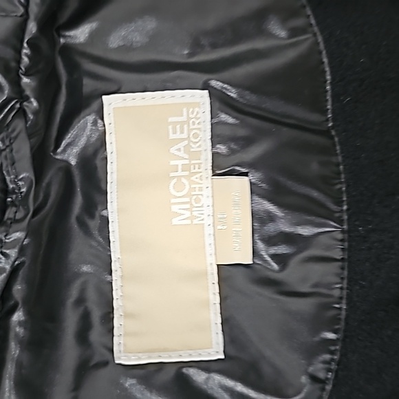 Michael Kors Puffer Hooded Jacket Girls Size 5/6 NWT Black white fux fur. - Picture 5 of 10